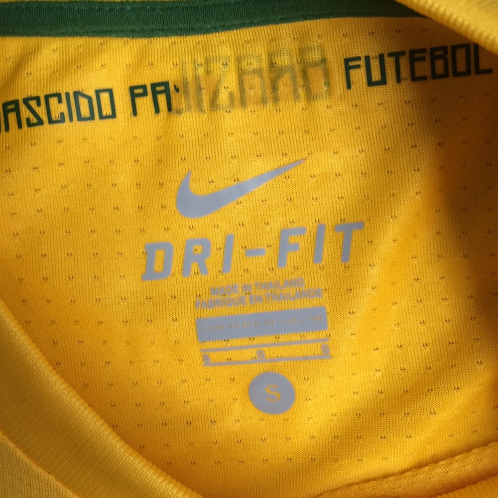 Brasil Home Jersey-OPEN TO OFFERS!😊💵💵 - Picture 11 of 11
